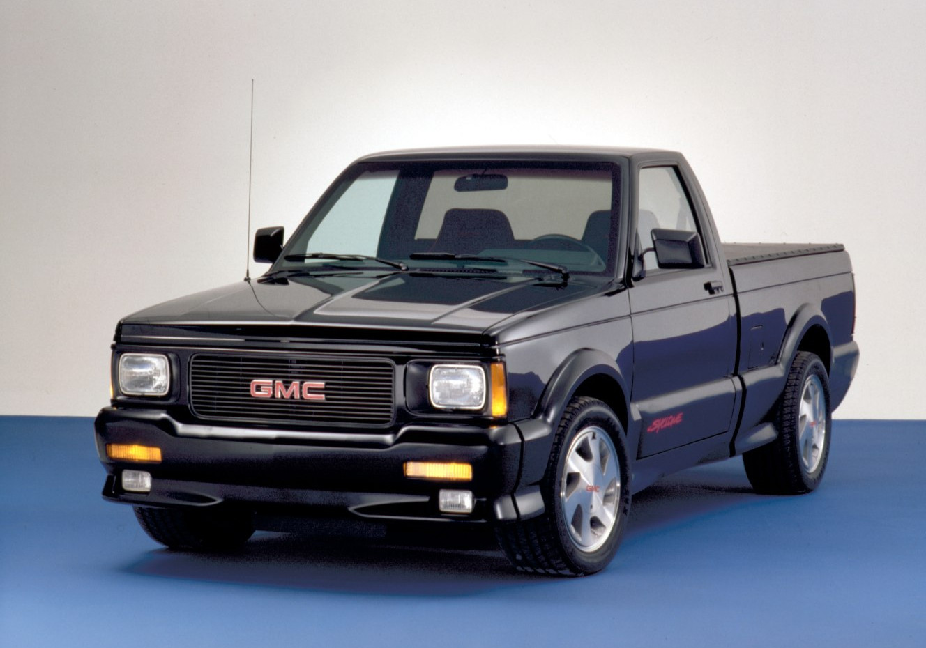 Gmc Syclone specs, engine options and consumption