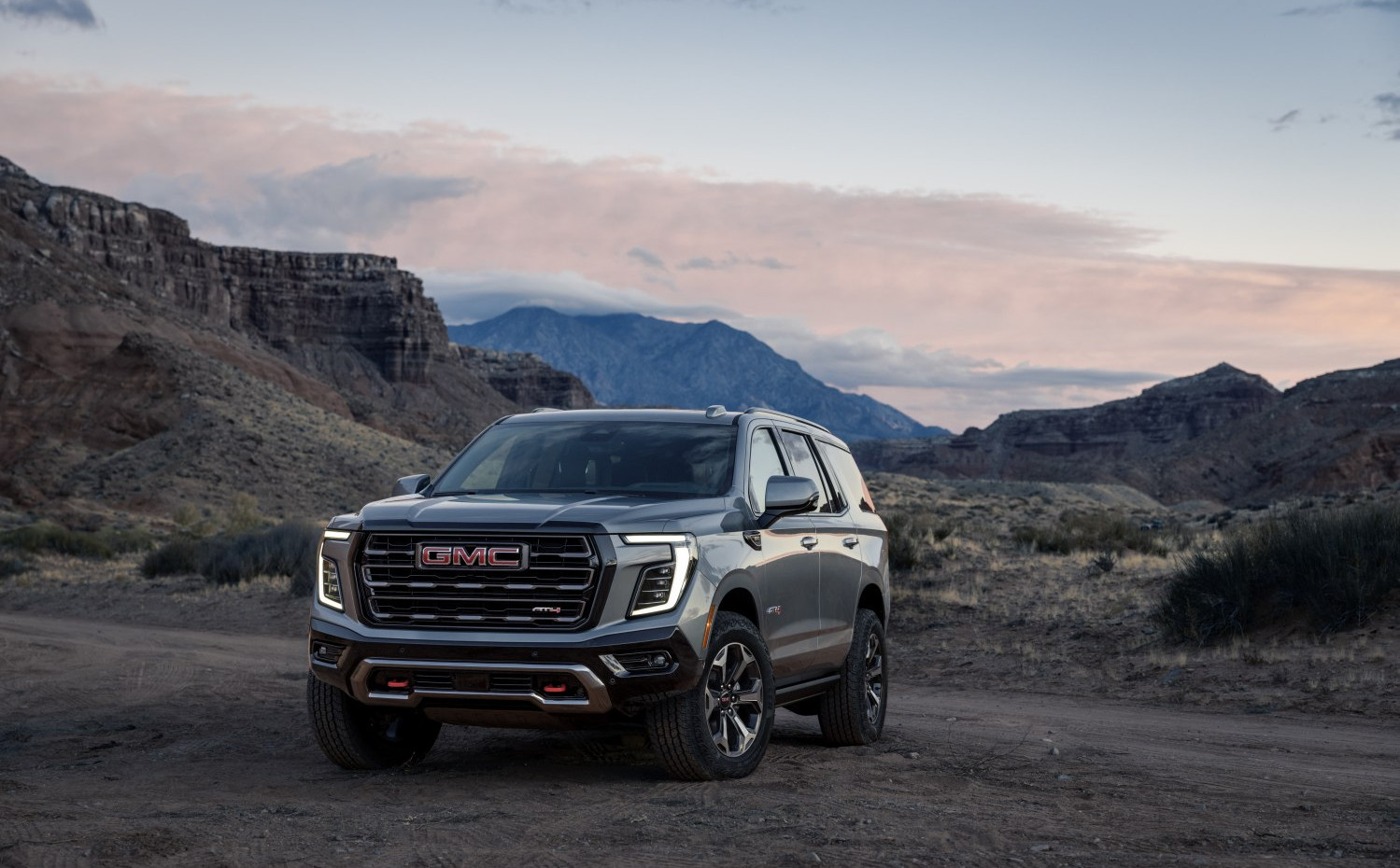 Gmc Yukon GMC Yukon XL V (2024 - 2024) generation specs and photo