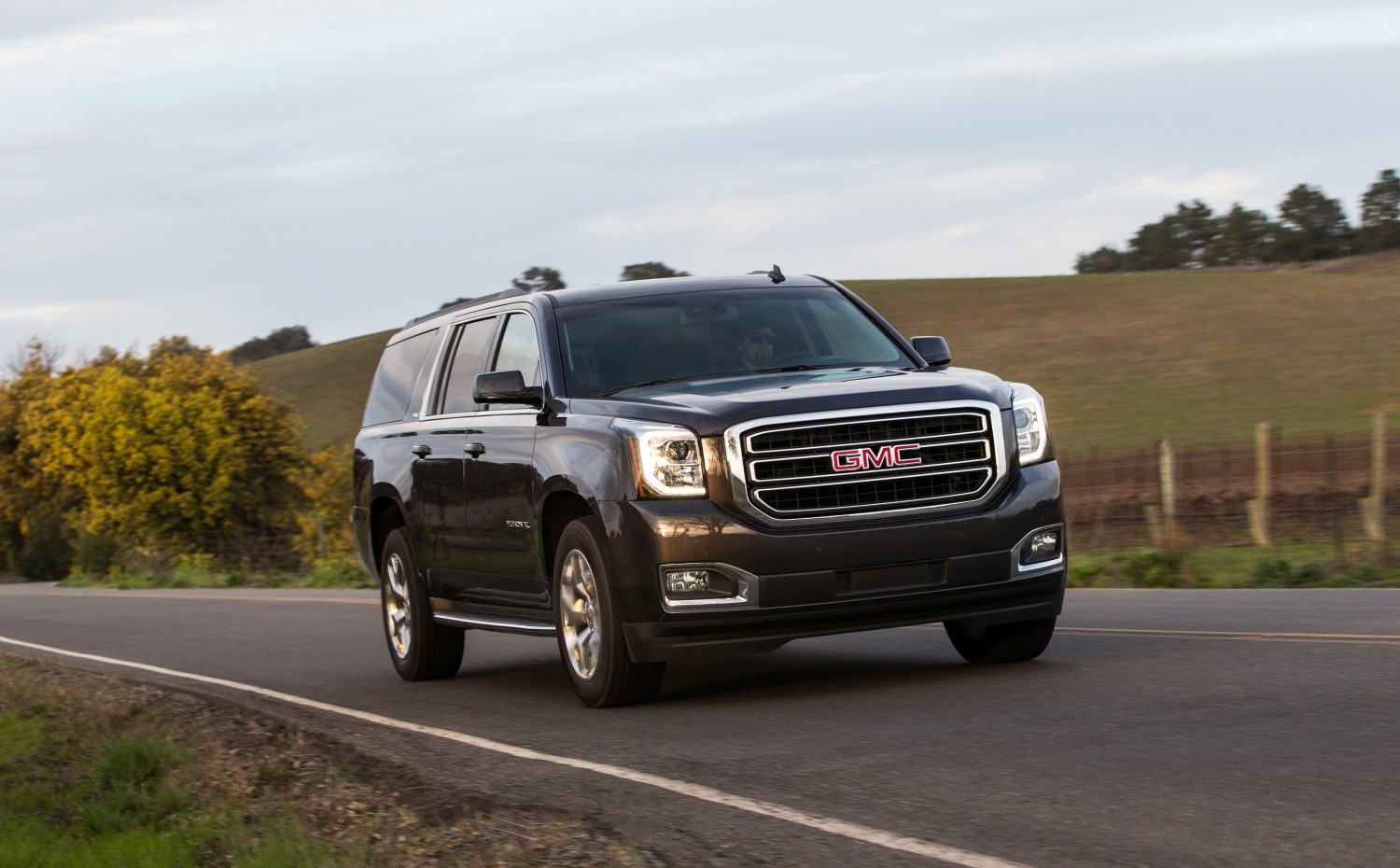 Gmc Yukon Denali 6.2 EcoTec3 V8 (420 Hp) Automatic (2014 - 2019) engine and specifications
