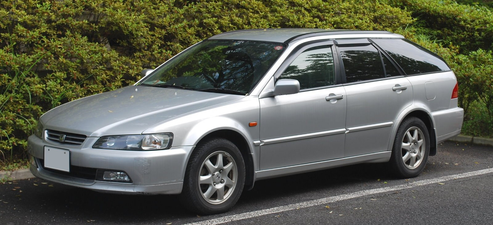 Honda Accord 2.3 16V (160 Hp)