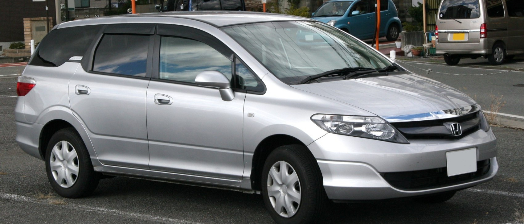 Honda Airwave Daten, Motoren und Verbrauch