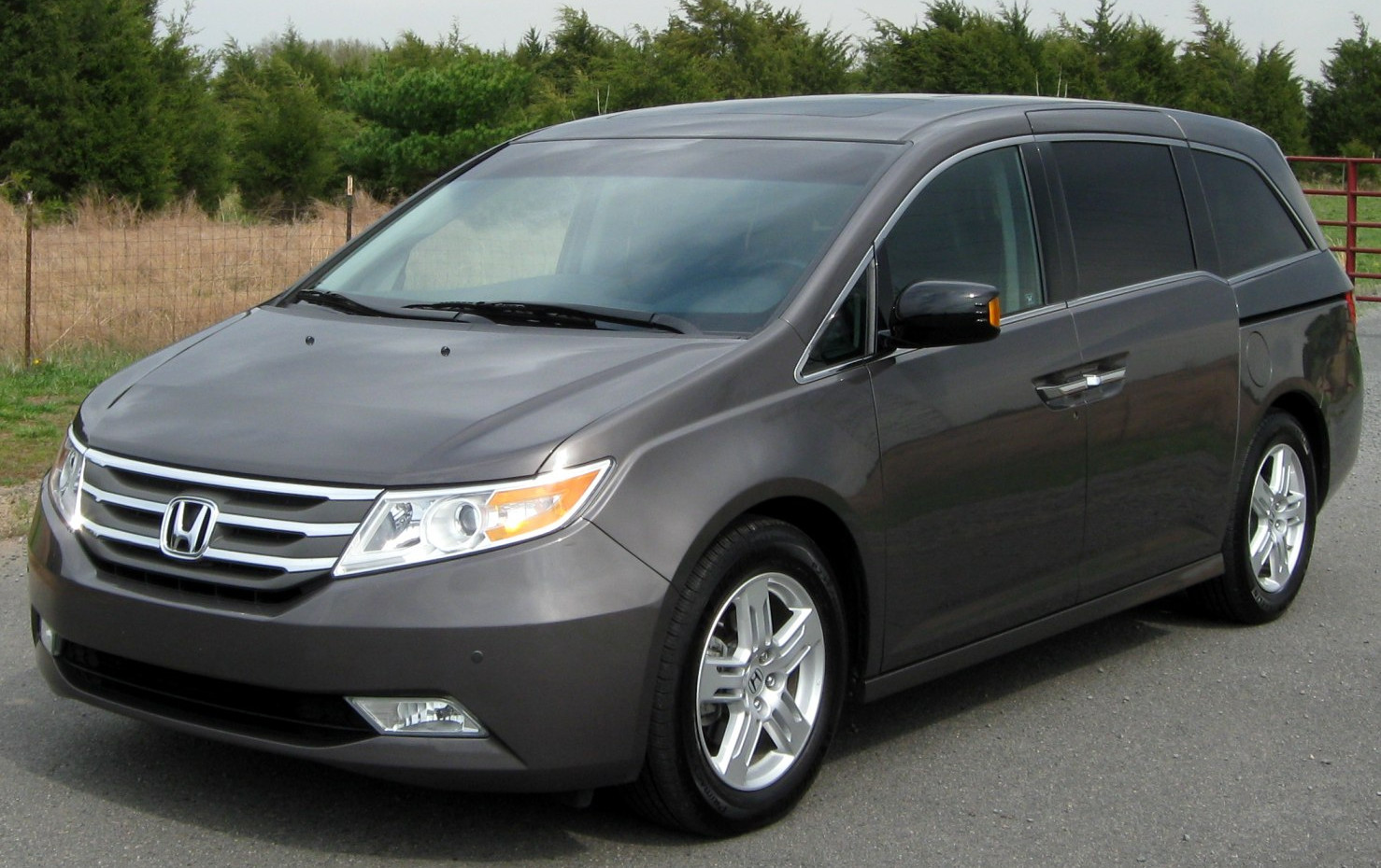 Honda Odyssey Honda Odyssey III (2011 - 2013) Generation Daten und Foto
