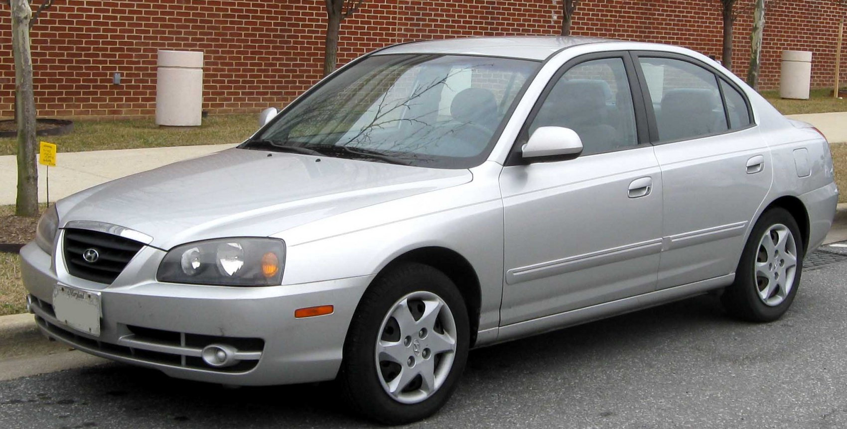 Hyundai Elantra 1.8 (132 Hp) (2000 - 2006) motor y ficha técnica
