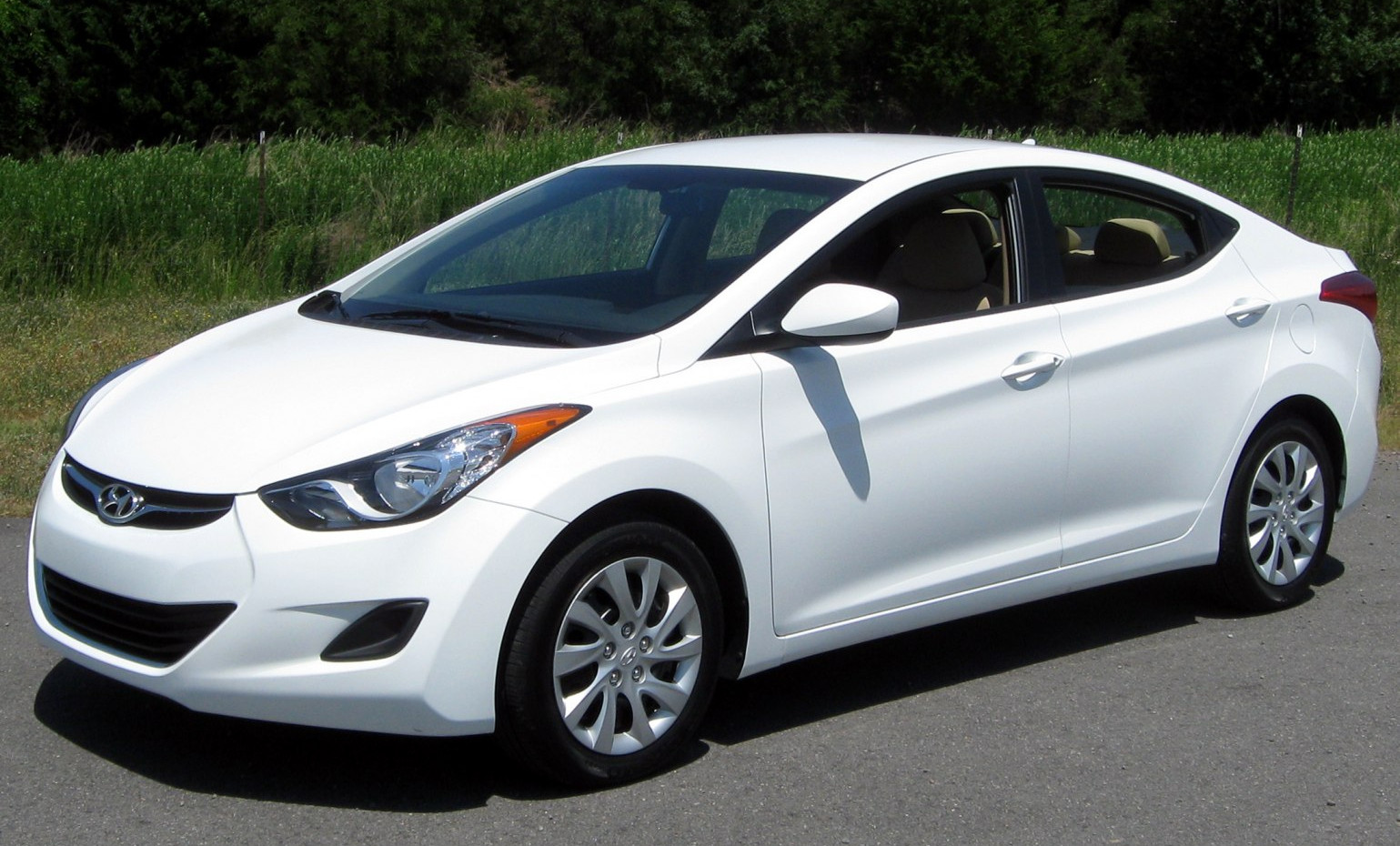 Hyundai Elantra Hyundai Elantra XD (2010 - 2013) generación especificaciones y foto
