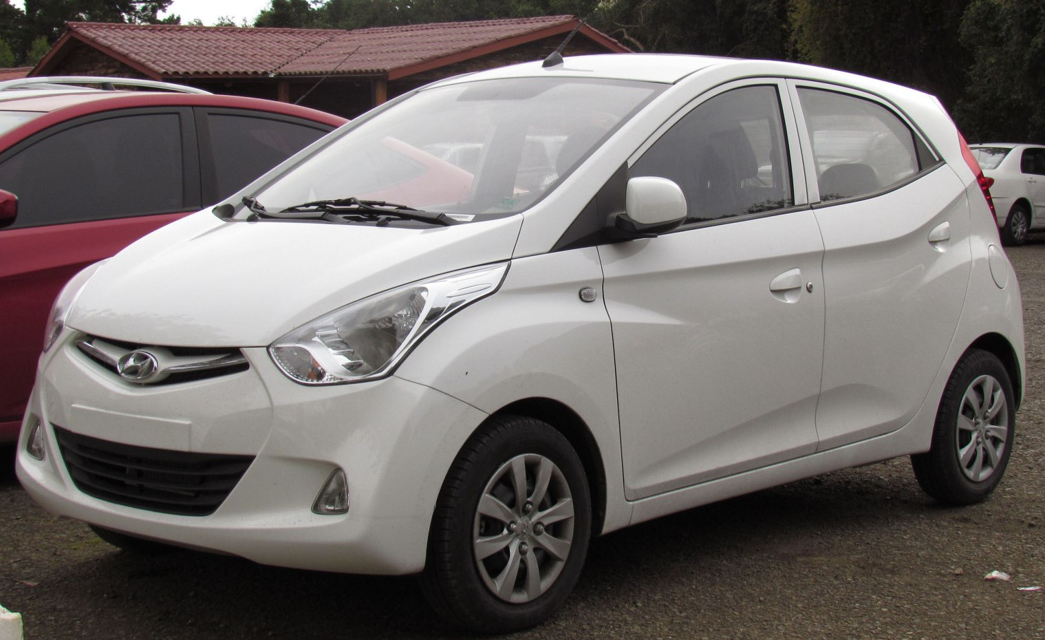 Hyundai EON especificaciones, motores y consumo