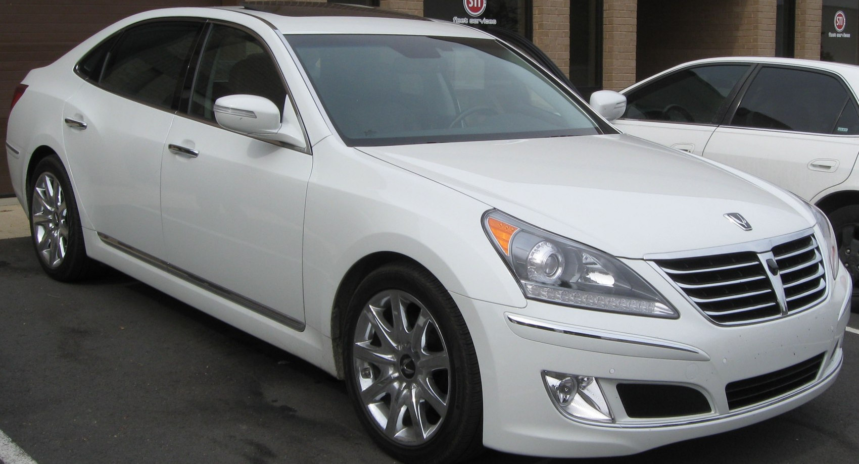 Hyundai Equus 5.0 GDi V8 (429 Hp) SHIFTRONIC (2011 - 2013) moteur et fiche technique