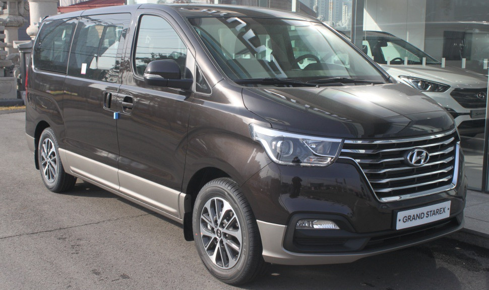 Hyundai H-1 Hyundai H-1 II Cargo Van (facelift 2015) (2018 - 2018) generación especificaciones y foto
