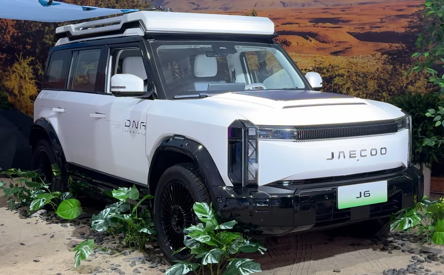Jaecoo J6 specs, engine options and consumption