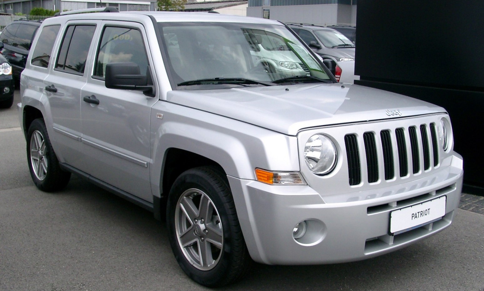 Jeep Patriot specs, engine options and consumption