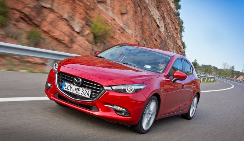 Mazda 3 Mazda 3 III Sedan (BM, facelift 2017) (2017 - 2018) generación especificaciones y foto