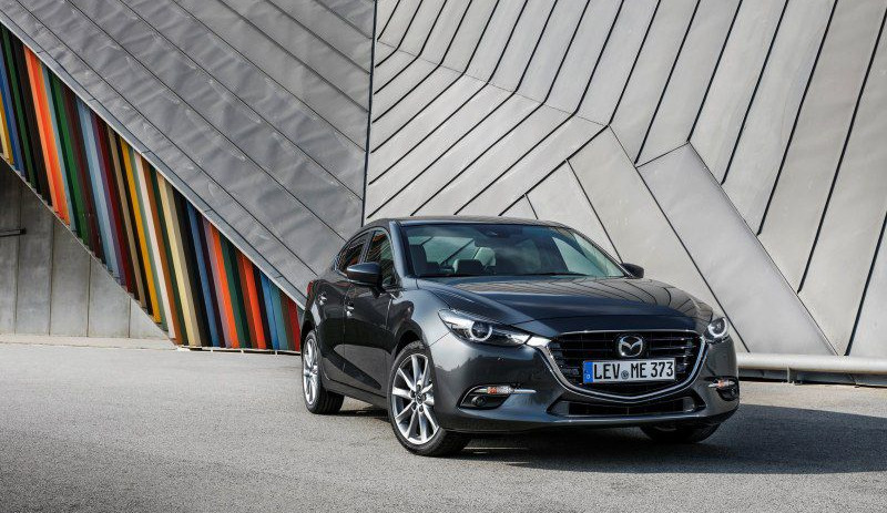Mazda 3 Mazda 3 III Hatchback (BM) (2017 - 2018) generación especificaciones y foto