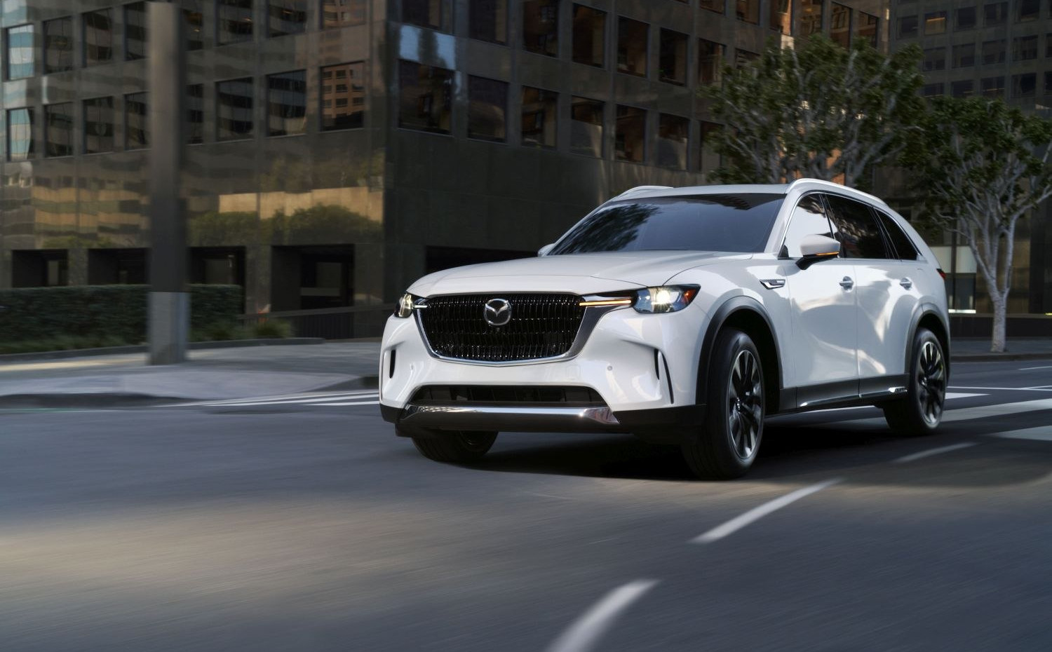 Mazda CX-90 specs, engine options and consumption