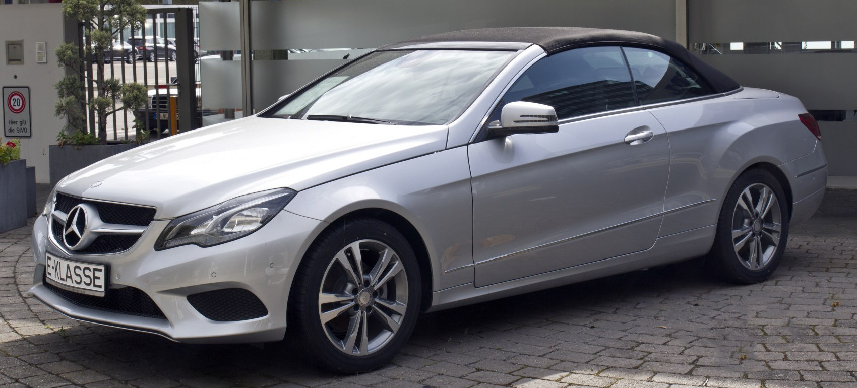 Mercedes-Benz E-class E 220d (170 Hp) 9G-TRONIC (2015 - 2017) motor y ficha técnica