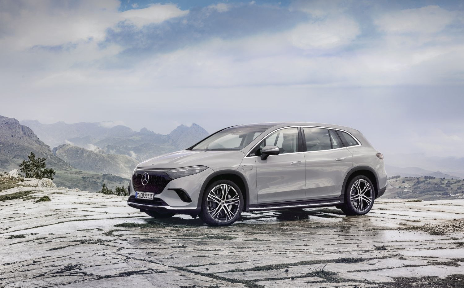Mercedes-Benz EQS SUV EQS 450+ 125 kWh (360 Hp) (2023 -) motor ve teknik özellikleri