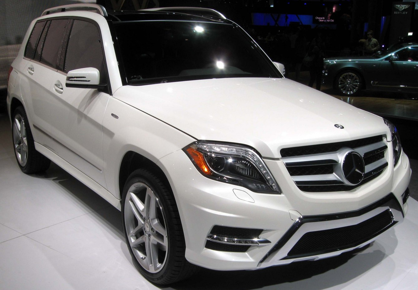 Mercedes-Benz GLK specs, engine options and consumption