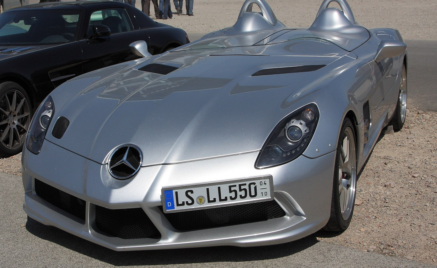 Mercedes-Benz SLR McLaren Mercedes-Benz SLR McLaren (Z199) Stirling Moss (2009 - 2009) generation specs and photo