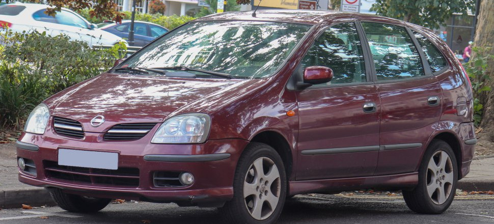 Nissan Almera Nissan Almera Tino (2003 - 2006) generación especificaciones y foto