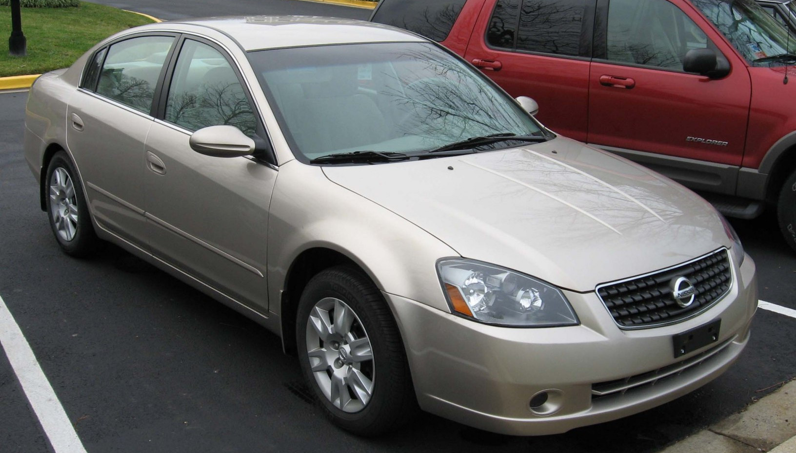 Nissan Altima Nissan Altima II (2002 - 2006) génération fiche technique et photo