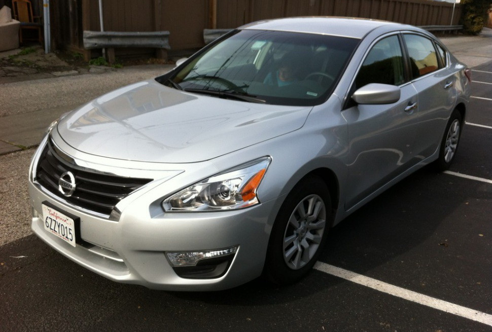 Nissan Altima Nissan Altima IV (2012 - 2015) génération fiche technique et photo