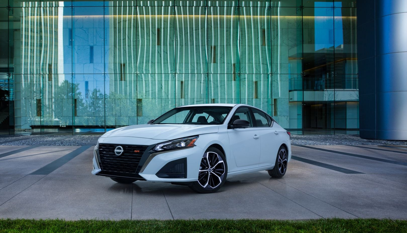 Nissan Altima Nissan Altima VI (facelift 2022) (2022 - 2022) génération fiche technique et photo
