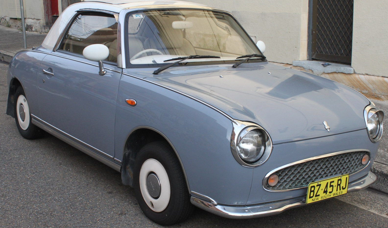 Nissan Figaro özellikleri, motor seçenekleri ve yakıt tüketimi