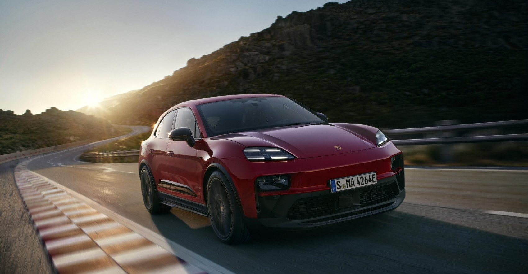 Porsche Macan GTS 100 kWh (571 Hp) (2025 -) engine and specifications