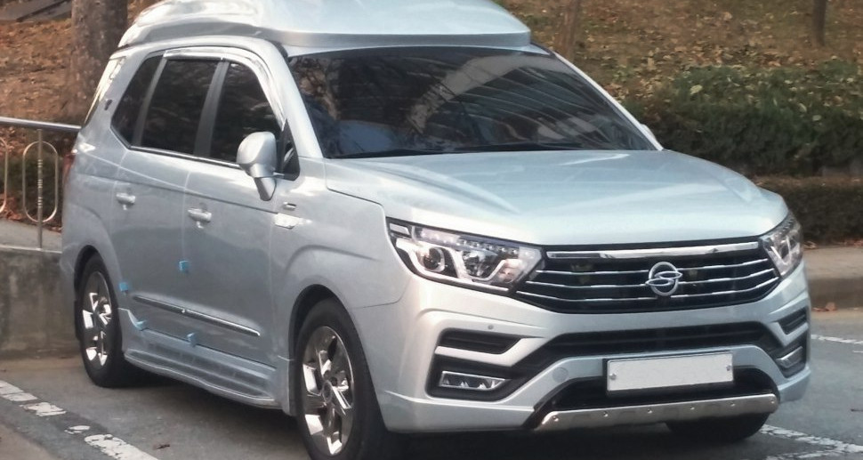 Ssangyong Rodius SV200 (155 Hp) 4WD Automatic (2018 - 2023) motore e scheda tecnica
