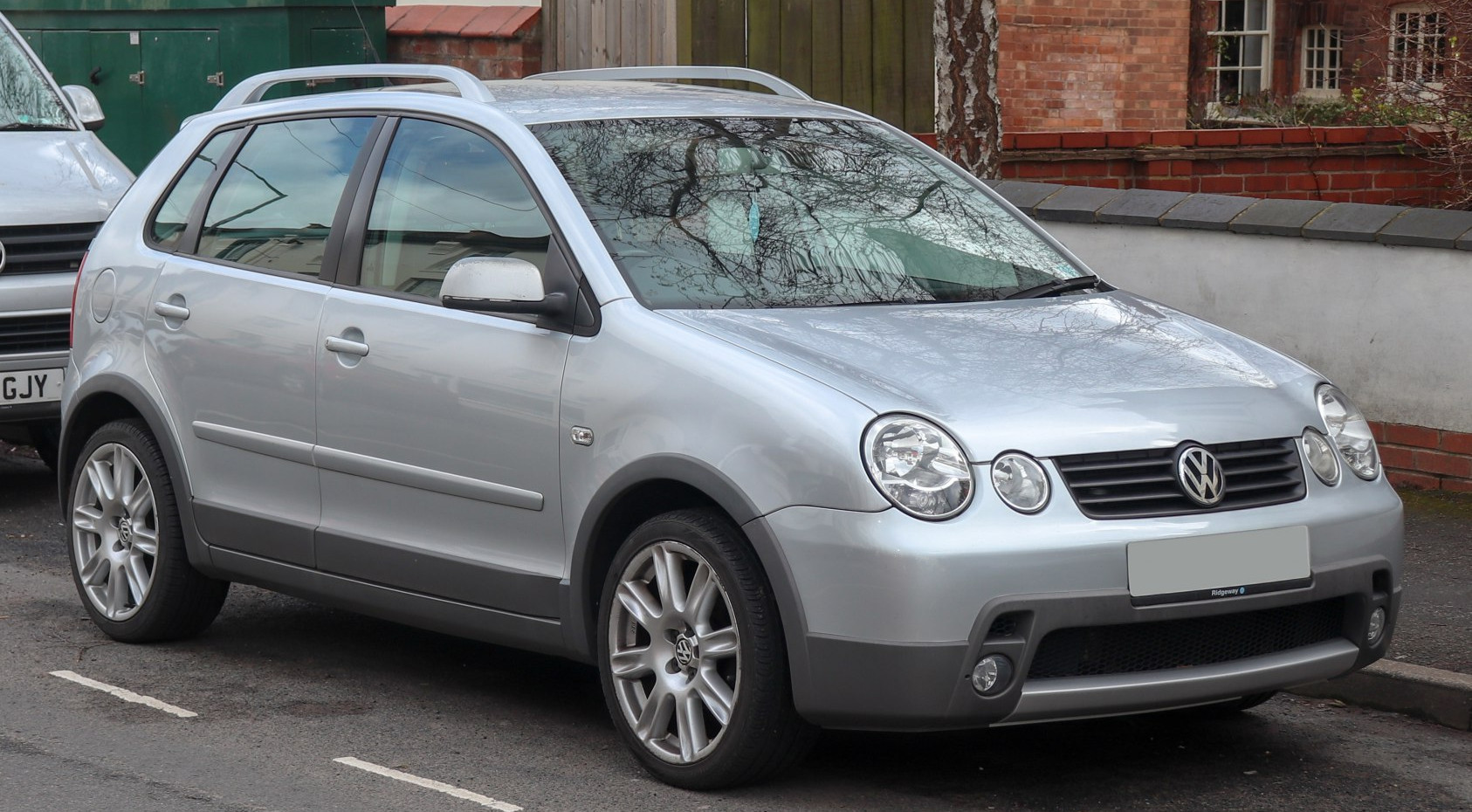 Volkswagen Polo 1.4 i 16V (75 Hp) (2004 - 2005) Motor und Technische Daten