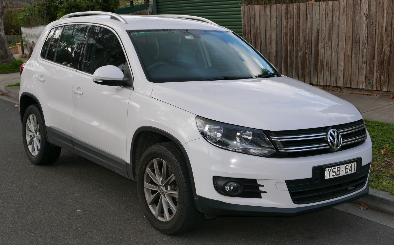 Volkswagen Tiguan specs, engine options and consumption