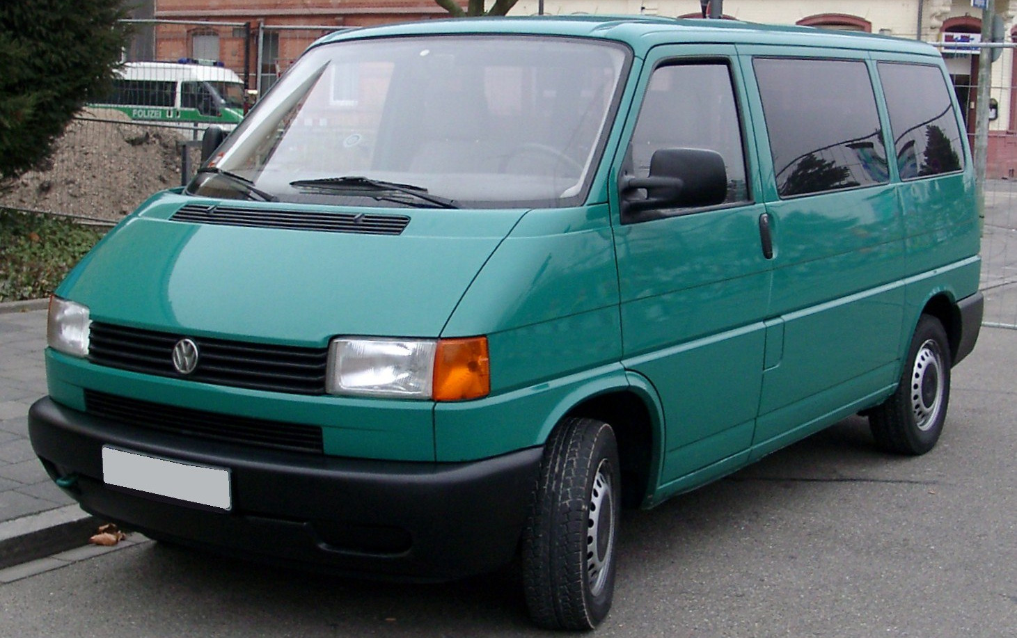 Volkswagen Transporter 1.9 TD (68 Hp) L2H2