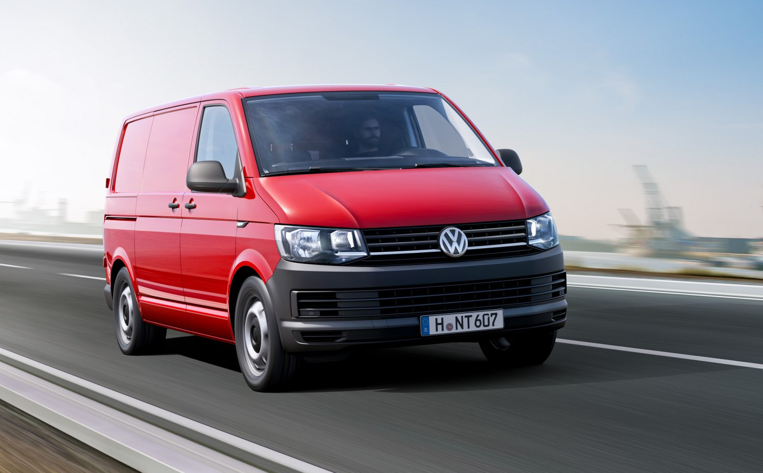 Volkswagen Transporter 2.0 TDI (150 Hp) 4MOTION DSG L2H1 (2015 - 2019) motor y ficha técnica