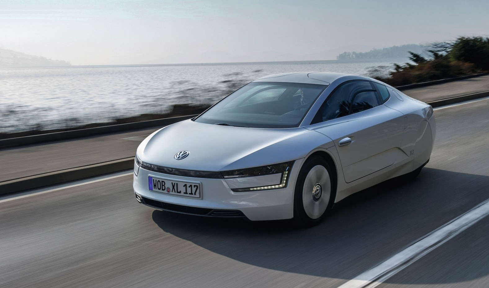 Volkswagen XL1 specs, engine options and consumption