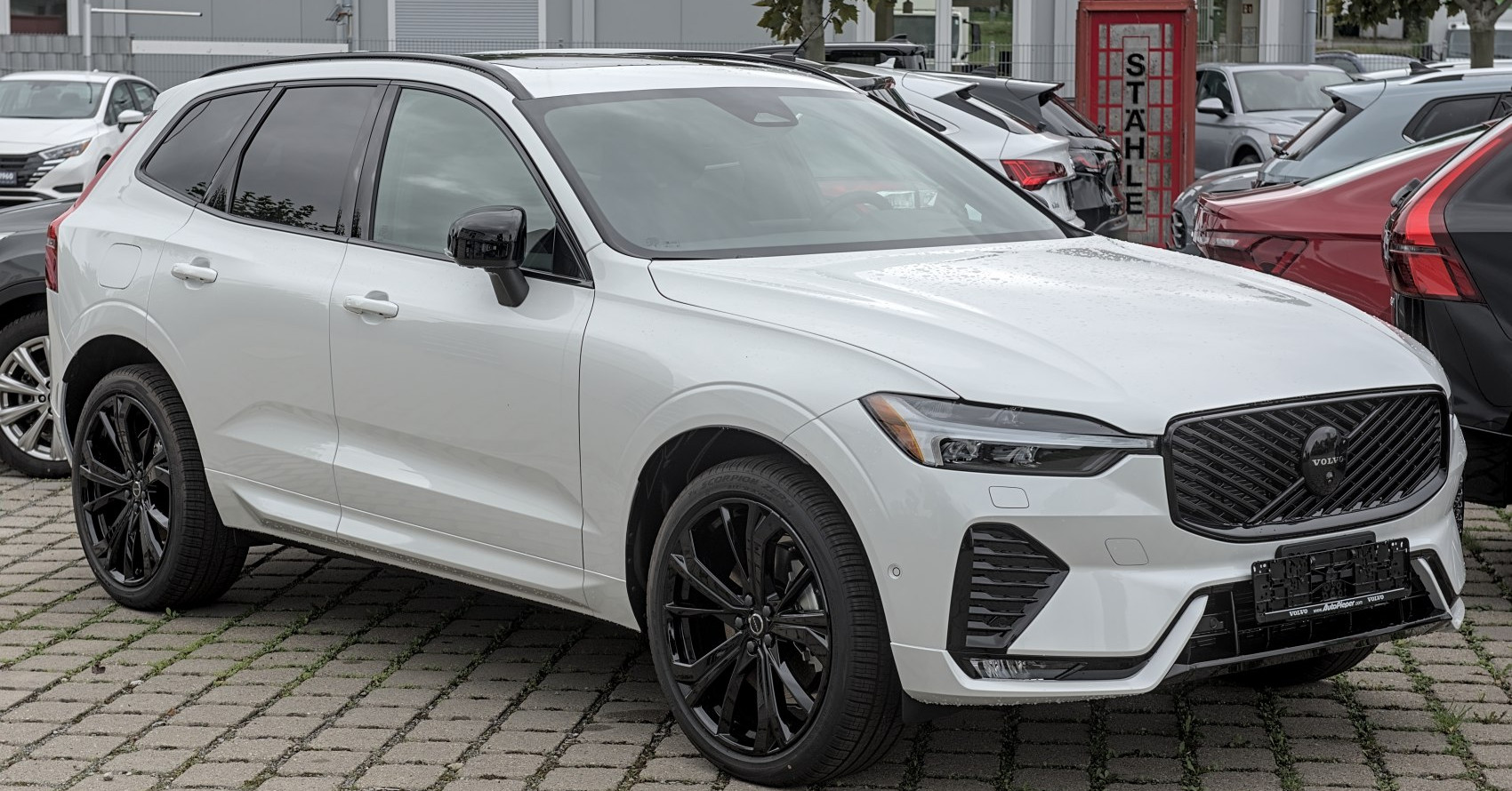 Volvo XC60 Volvo XC60 II (facelift 2025) (2025 - 2025) generazione scheda tecnica e foto