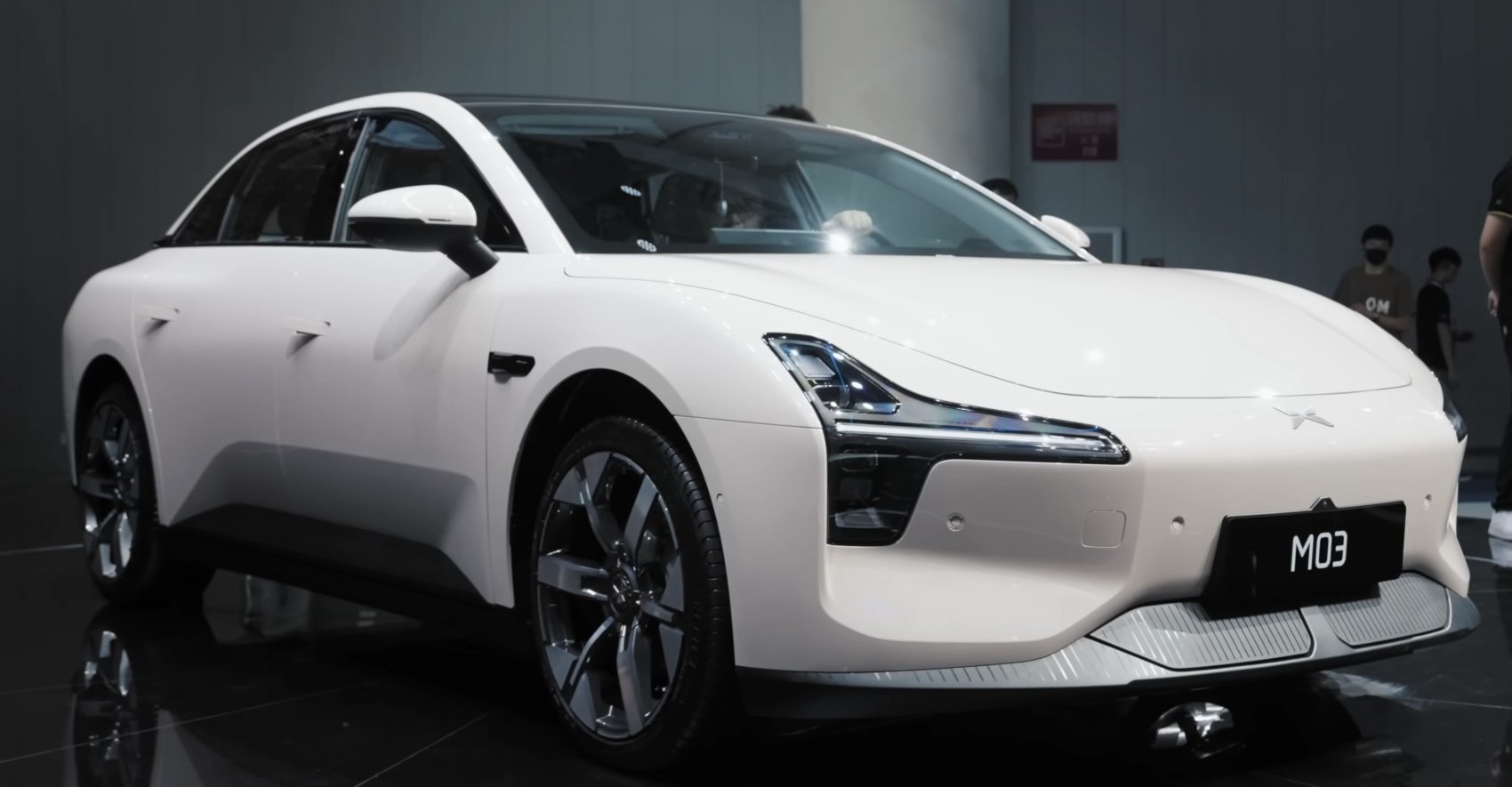 Xpeng Mona M03 620 62.2 kWh (218 Hp) Electric